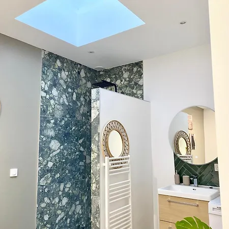 Beau T3 Spacieux, Lumineux Et Appartement